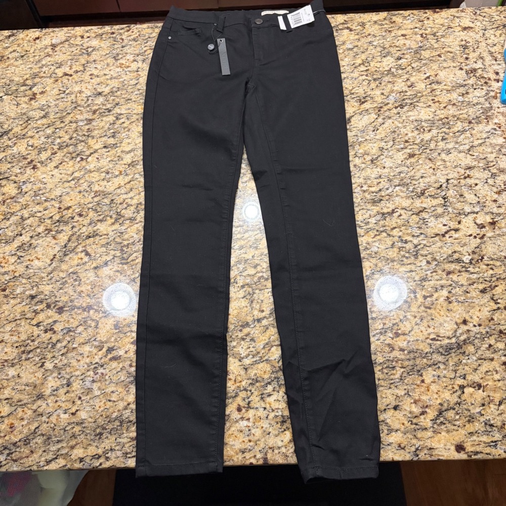 NEW BlankNYC Spray-On Skinny Jeans Nightchild Black Size 28 ws